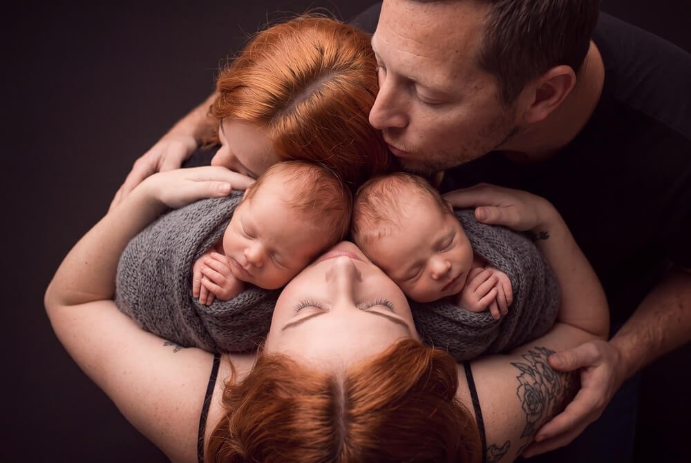 Sicheres Newborn-Fotoshooting in Augsburg mit Petit Amour